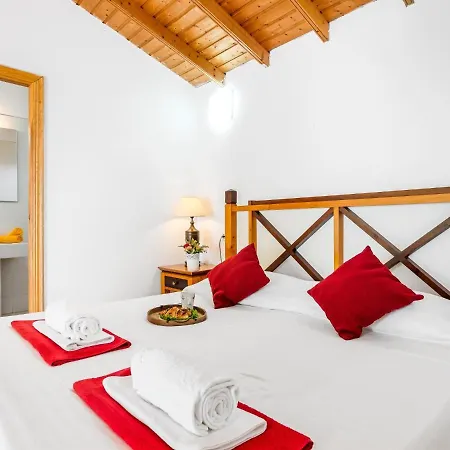 Apartamento 101 Bright, Pool View And Air Conditioning *